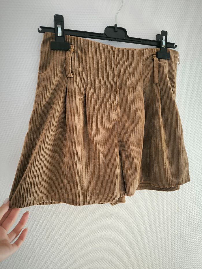 Short en velours marron taille haute - photo numéro 3
