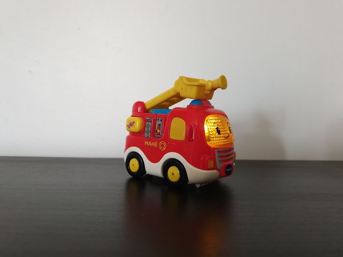 Tut tut bolide "Mahe, camion de pompiers" VTech