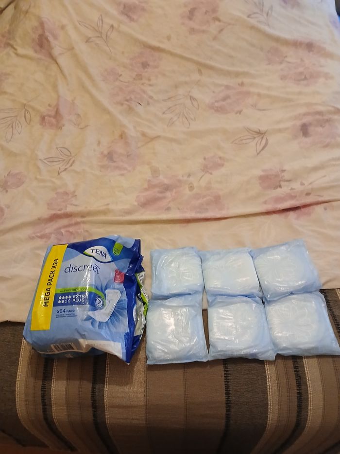Lot de 18 protection tena