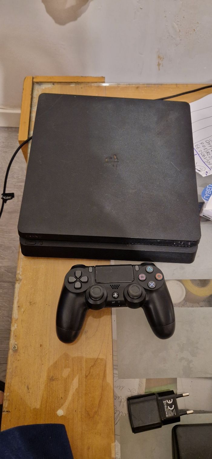 Ps4 slim