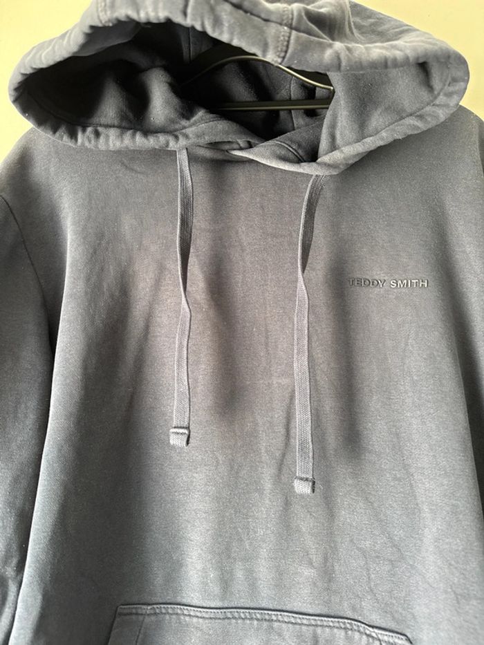 👕 Sweat à capuche Teddy smith- taille S très bon état - photo numéro 3