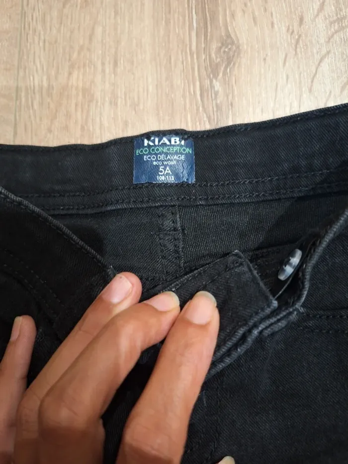 Jean noir souple taille 5 ans - photo numéro 2