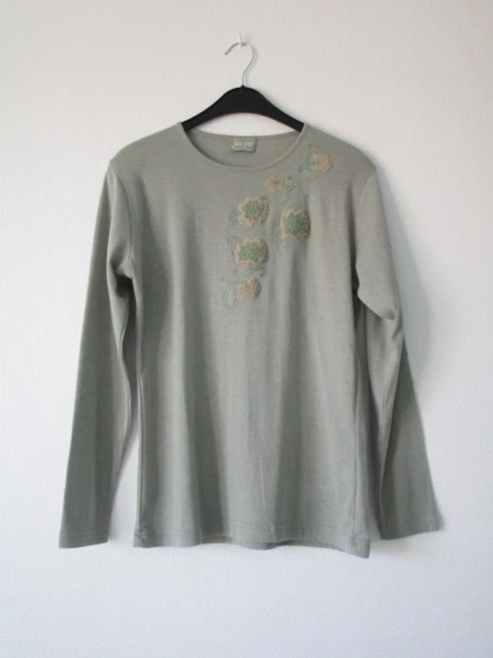 T-shirt vintage vert fleurs 40/42 TBE - photo numéro 7