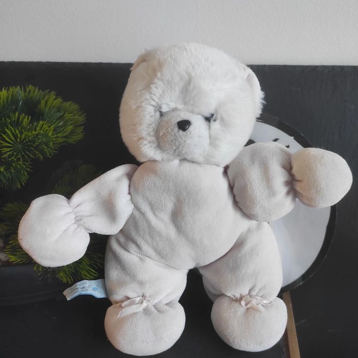 peluche ours blanc rose noeud creations Blanchet grelot bille les Jouets qui ont un Coeur