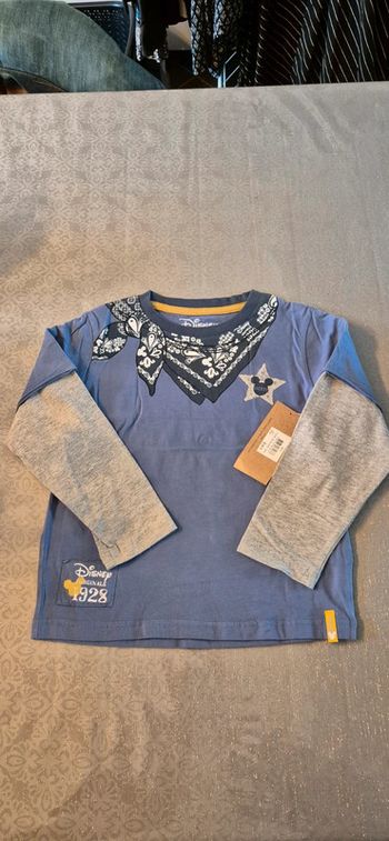Tee-shirt mickey disney 4-5 ans