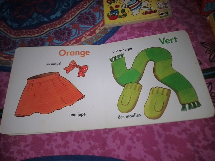 Livre les couleurs - photo numéro 5