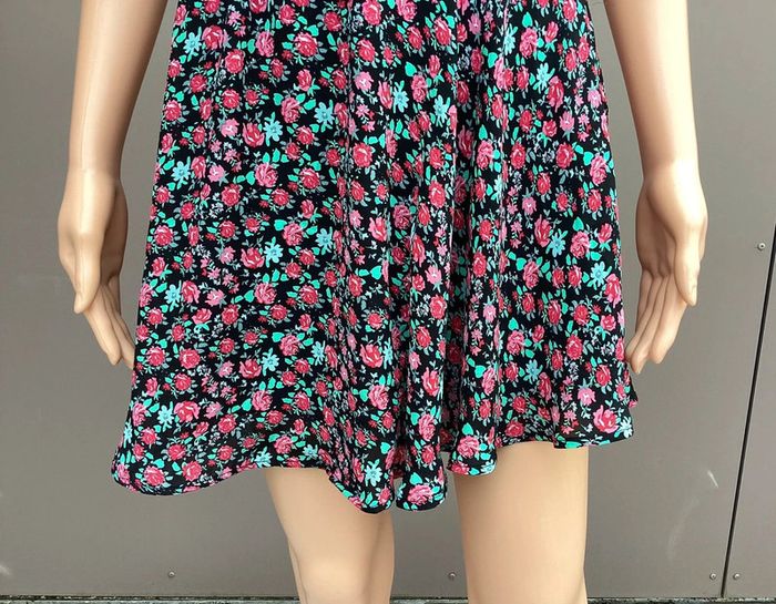 Robe fleurie Pimkie – Taille M – Excellent état - photo numéro 5