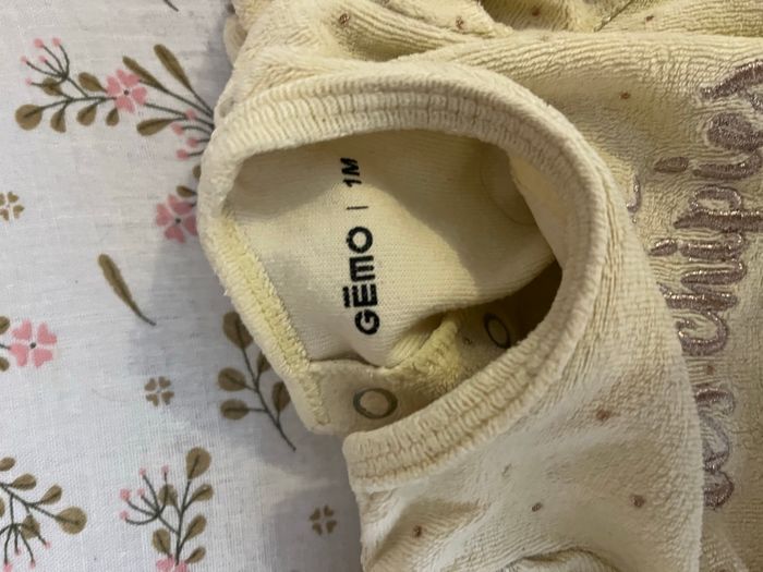 Pyjama 1 mois - photo numéro 2