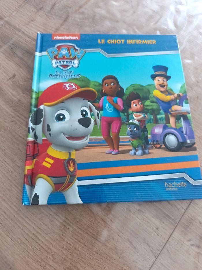Livre paw patrol