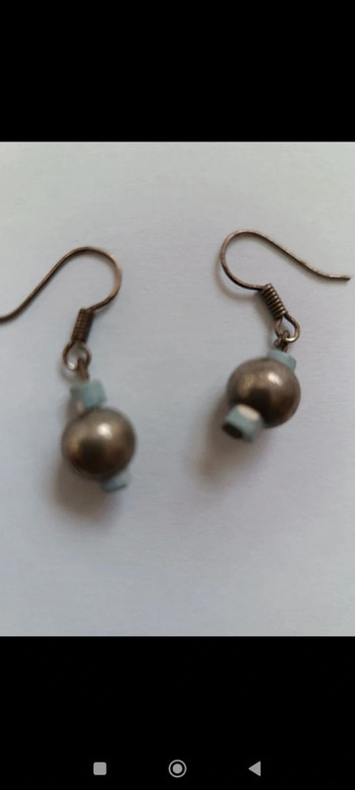Boucles d'oreilles fantaisie - photo numéro 3