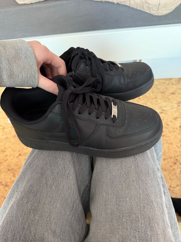 nike noir - photo numéro 3