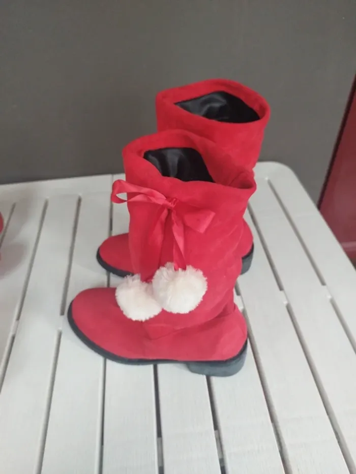 Bottes pompons noël - photo numéro 4