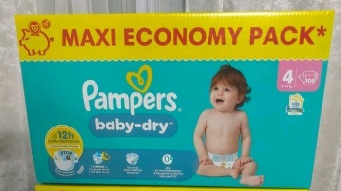Paquet de couches maxi economy taille 4 ou 5 à 25€