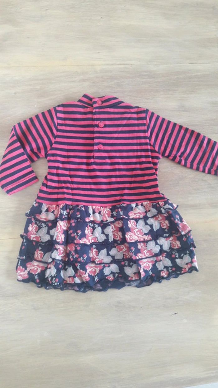 Robe 6 mois - photo numéro 2