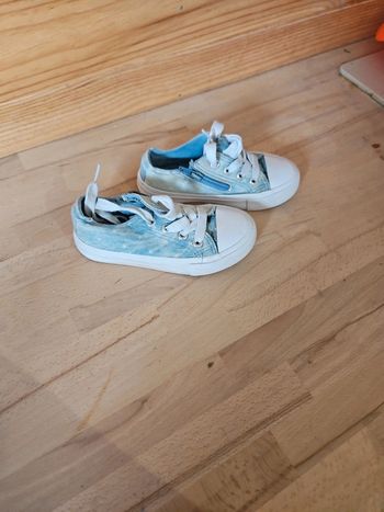 Basket en toile taille 26