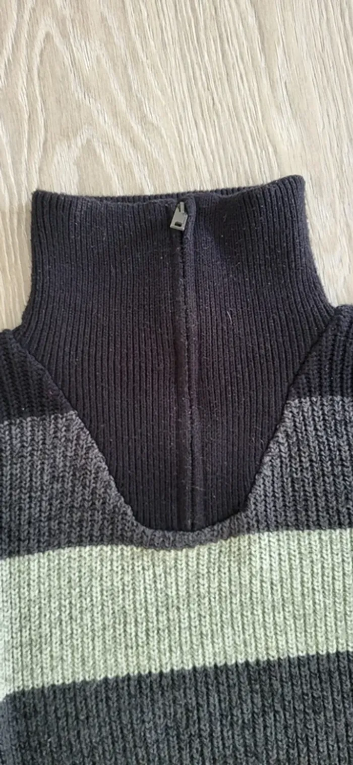 Pull col haut - photo numéro 2