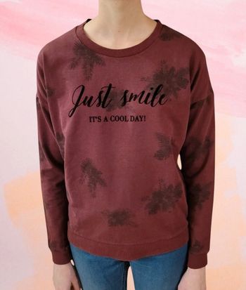 Pull fille bordeaux taille 16 ans