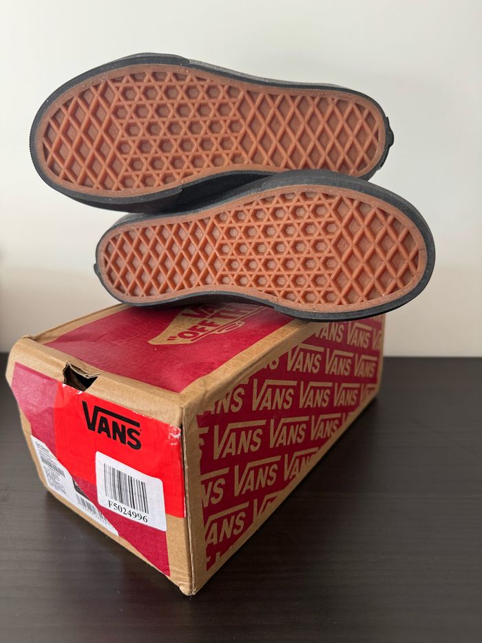 Vans black - photo numéro 3