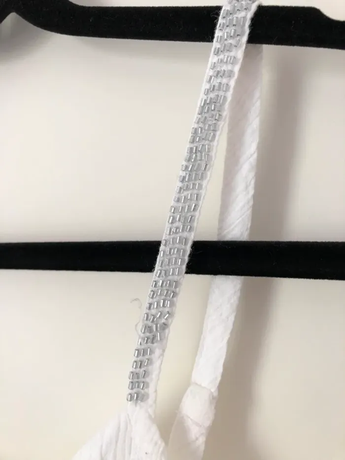 Top à bretelles blanc et perles grises Esprit taille 36 - photo numéro 2