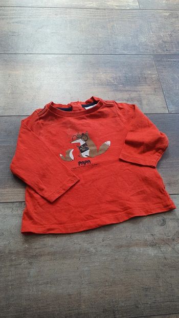 T-shirt tao  6 mois 68 cm en très bon état