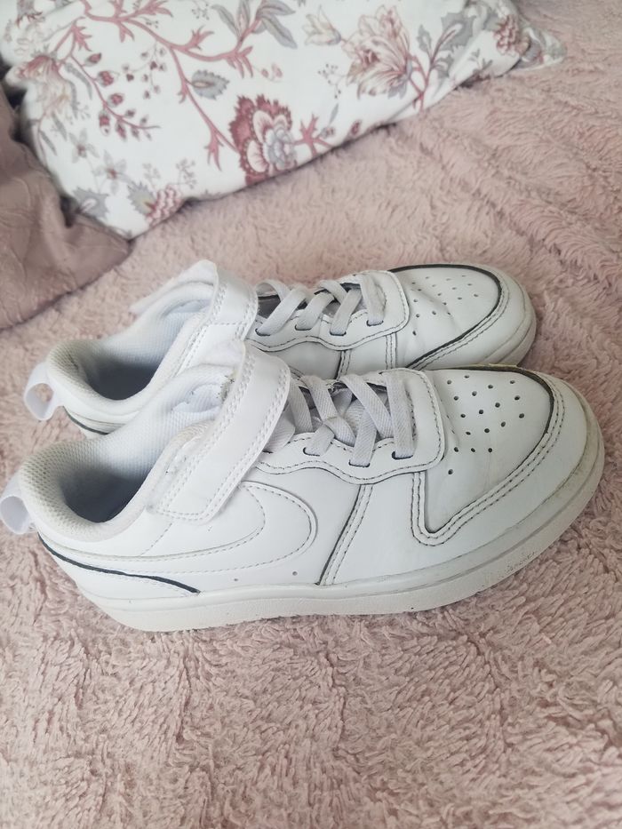 Basketd Nike garçon t 29,5 bon état général - photo numéro 3