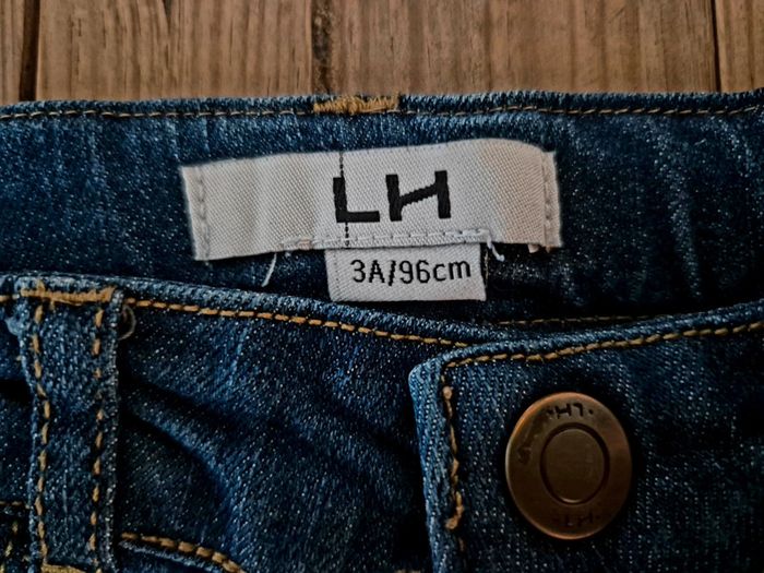 Jean bleu foncé en taille 3 ans - photo numéro 3