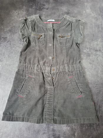 Robe fille 5 ans okaidi bon état