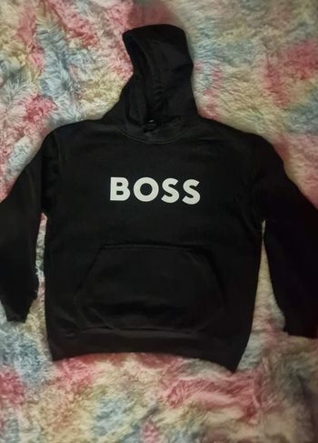 Sweat à capuche neuf etiqueté