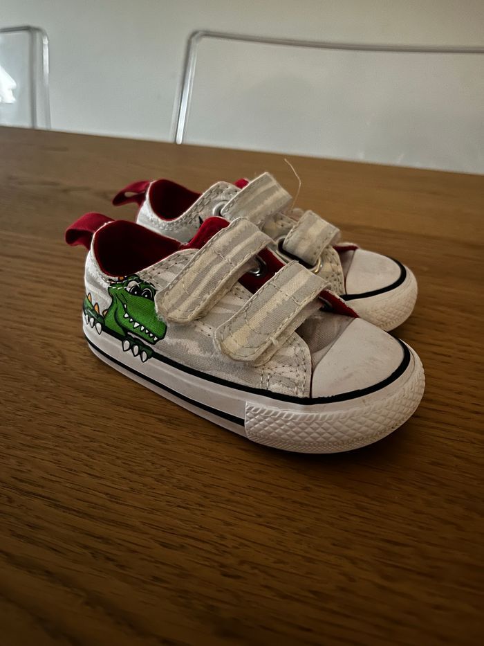 Converses dinosaures deals
