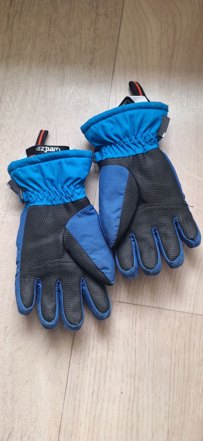 🧤 Gants bleus waterproof Wed'ze – Taille 6-8 ans – Très bon état - photo numéro 3