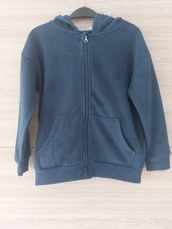 veste zippée 8 ans