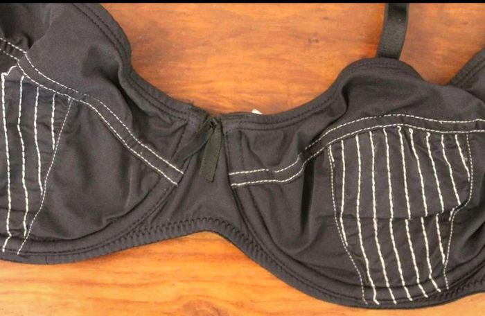 Soutien Gorge noir/blanc - Ici et maintenant - 95C - photo numéro 2