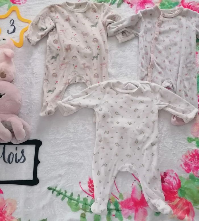 Lot de 3 pyjamas une pièce 3 mois fille - photo numéro 2