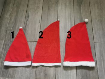 Bonnet de Noel avec pompon