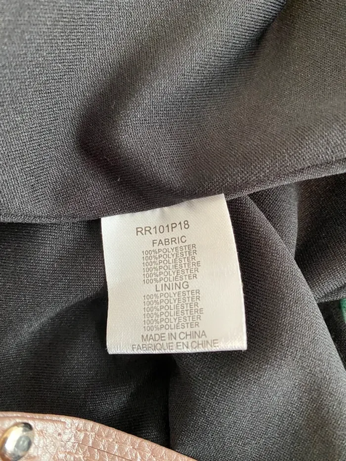 Robe longueur genou - photo numéro 7