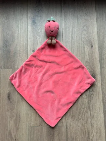 Doudou plat fraise jellycat
