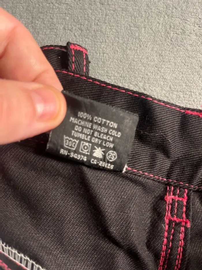 Short/Jort Stussy Black Embroidered Pink Big Logo Back – Taille L - photo numéro 8