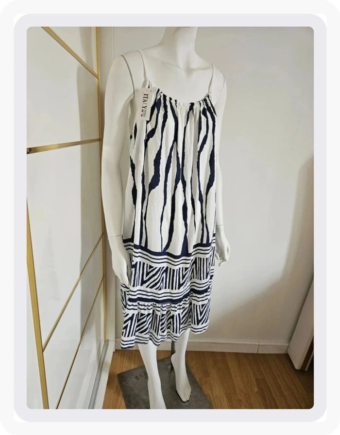 Robe d’été pour femmes - photo numéro 4