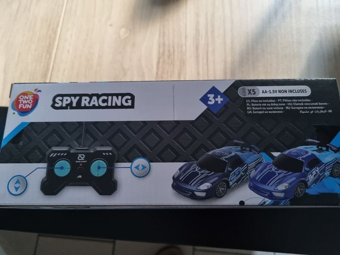 Voiture télécommandée - photo numéro 2