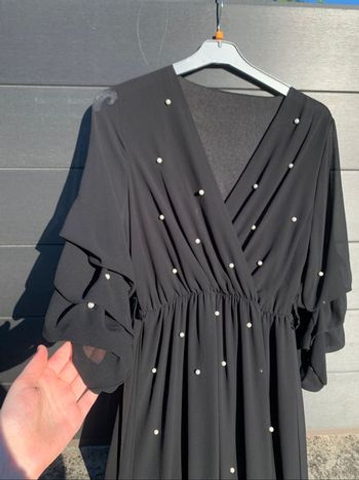 Robe noire à perles manche 3/4 fête soirée taille unique zara basic - photo numéro 2