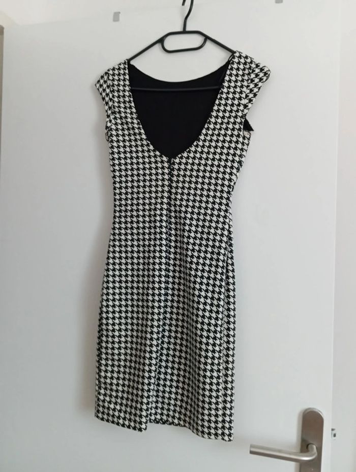 Robe Zara taille XS - photo numéro 4
