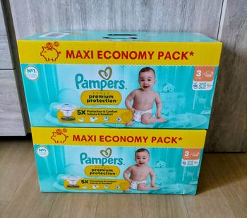 Lot couches Pampers premium taille 3
