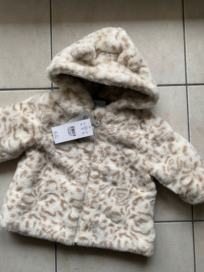 Veste fausse fourrure doudoune bébé fille 9 mois Tex léopard