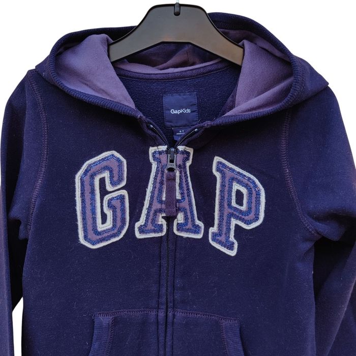 Lot de 2 pièces Gap fille 6/7 ans - veste à capuche et T-shirt - très bon état - photo numéro 3