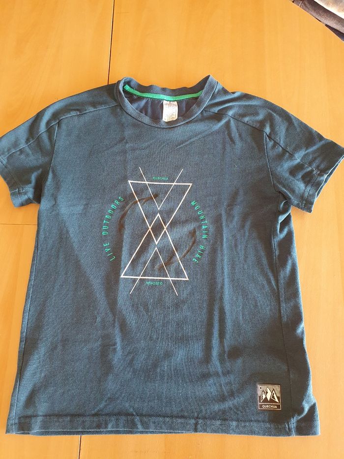 T-shirt garçon 10/11 ans