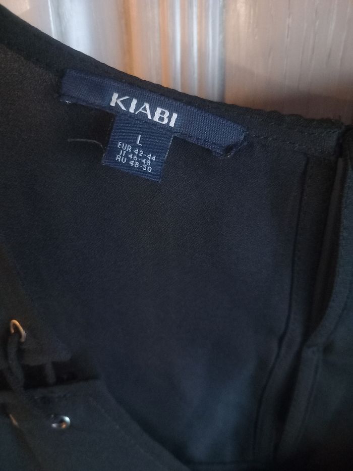 Débardeur ajourés sur les épaules - photo numéro 4