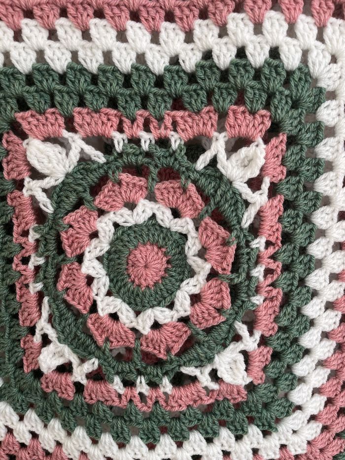 pull manches courtes fait main crochet - photo numéro 2