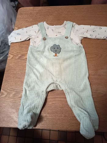 Vêtements 3 mois