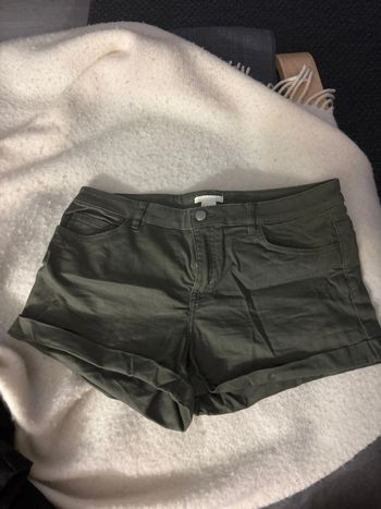 Mini short kaki H&M