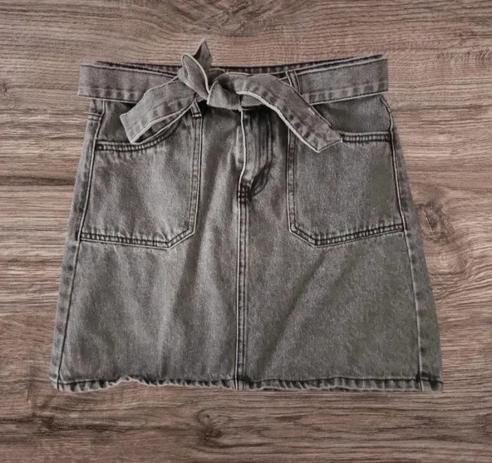 Jupe en jeans taille XS - photo numéro 2